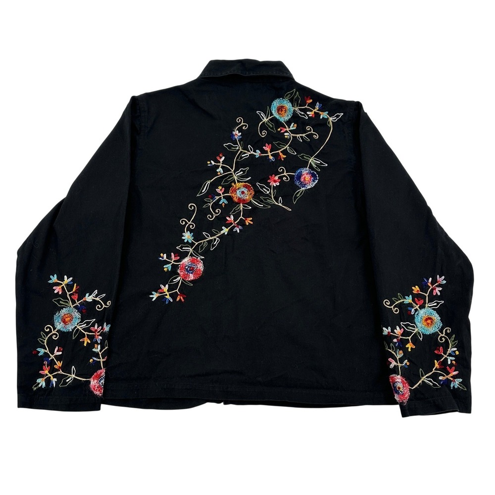 New Identity Women's Size L Black Embroidered Floral Button Up Jacket  Cropped